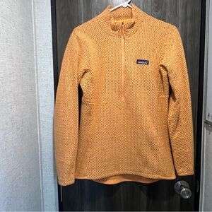 Patagonia women’s R1 Air Zip-Neck